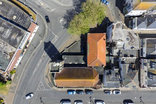 Bognor Regis Methodist Church, 76 High Street, Bognor Regis, PO21