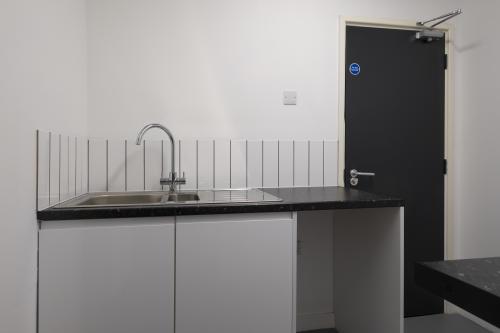 4C, Crescent Court Business Centre, North Crescent, Canning Town, London, E16