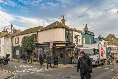 102 Gloucester Road, Brighton, BN1