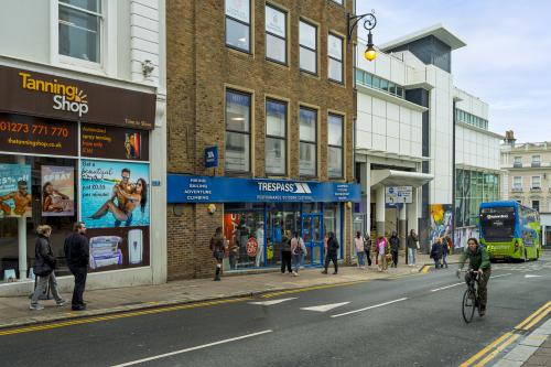 132 Queens Road, Brighton, BN1