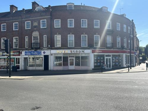 102 Easton Street, High Wycombe, HP11
