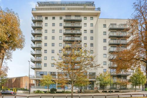 Ground and First Floors, 6 Sutton Park Road, Sutton, SM1
