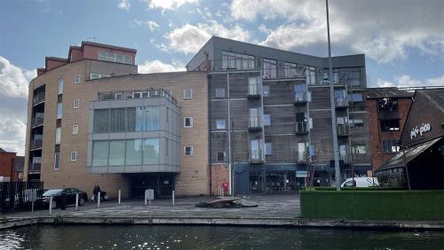 Marsh Lane, Waterside Place Crown Lofts & One Gallery Square, Walsall, WS2