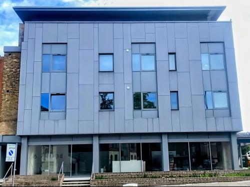 Unit 3 Austin House, Bridge Street, Hitchin, SG5