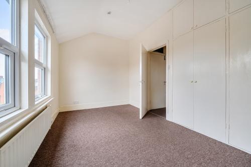 58, Aldermans Hill, Palmers Green, London, N13