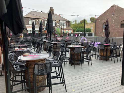 The Pocket Sports Bar, Bank Street, Mexborough, S64