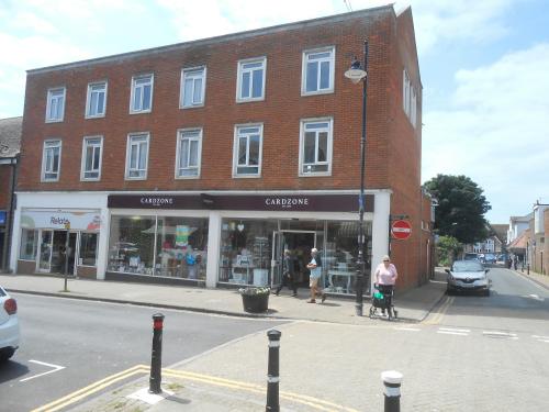 37 Broad Street, Seaford, BN25