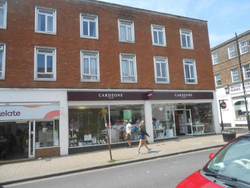 37 Broad Street, Seaford, BN25