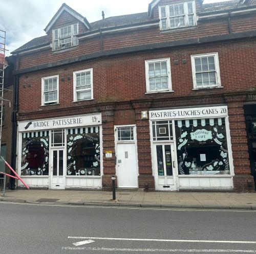 19-20, Bridge Street, Winchester, SO23