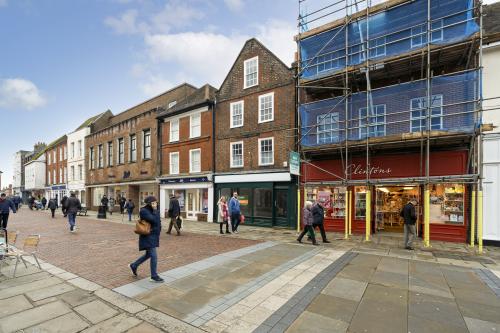 13 North Street, Chichester, PO19