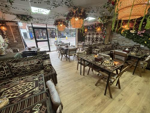 57-59 Leicester Road, Wigston, Leicester, LE18