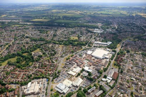 Yate Shopping Centre, 13 West Walk, Yate, BS37