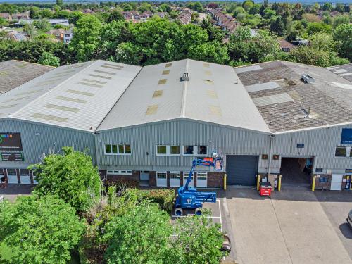 Unit 7, M40 Industrial Estate, Blenheim Road, High Wycombe, HP12