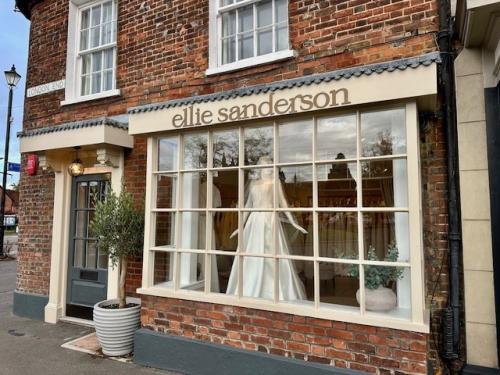 1 London End, Beaconsfield, HP9