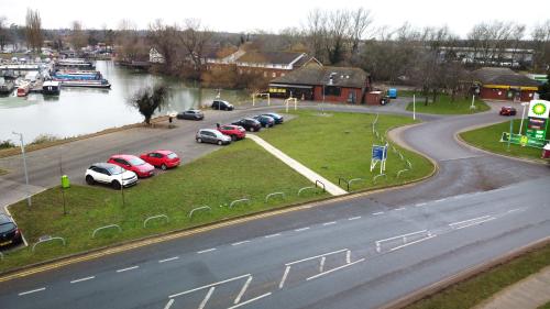 Unit 3 Phase 2, The Causeway, Great Billing, Northampton, NN3