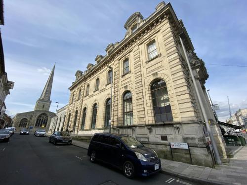129 High Street, Southampton, SO14