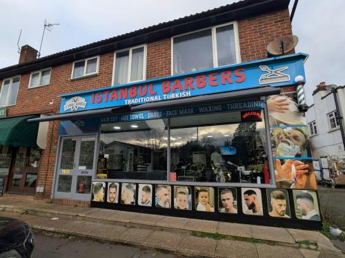 45-45a Church Road, Milford, Godalming, GU8