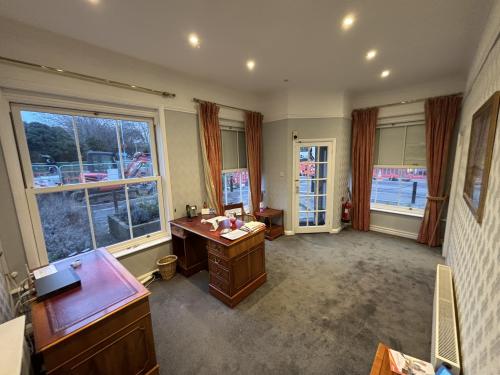 59/61, Lyndhurst Road, Worthing, BN11
