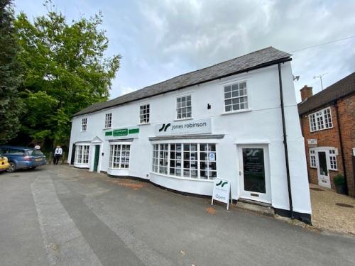 Left Hand Side, 5 Market Place, Lambourn, RG17
