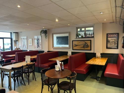 The Beach Cafe, 3 & 4 Beach Walk, Whitstable, CT5