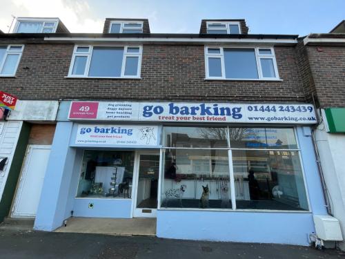 49 Station Road, Burgess Hill, RH15