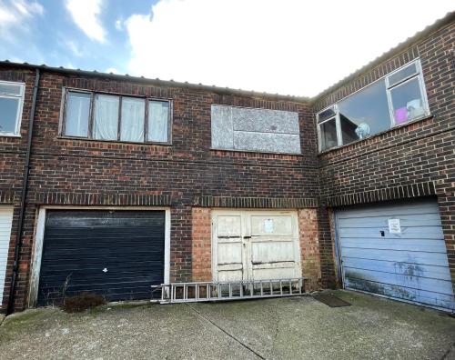 49 Station Road, Burgess Hill, RH15