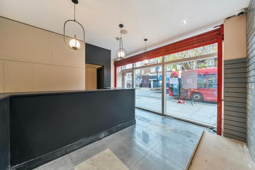 196B Southwark Park Road, Bermondsey, London, SE16