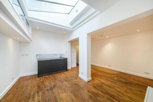 62 Rosslyn Hill, Hampstead, London, NW3