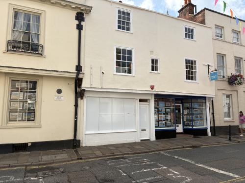 6 Castle Street, Canterbury, CT1