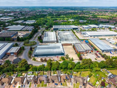 Unit 11, Woodside Industrial Estate, Humphrys Road, Dunstable, LU5