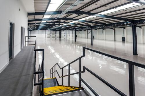 Unit 11, Woodside Industrial Estate, Humphrys Road, Dunstable, LU5