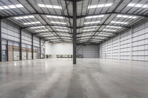 Unit 1/1A, Verey Road, Woodside, Dunstable, LU5