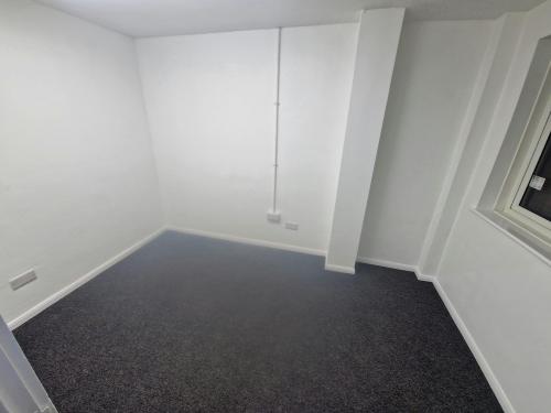 Unit 14 & 15 Limberline Spur, Hilsea Industrial Estate, Portsmouth, PO3