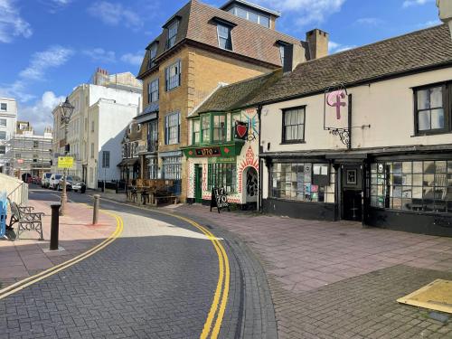 6 Little East Street, Brighton, BN1