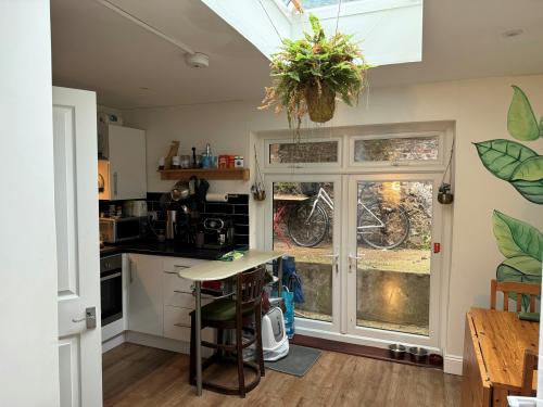 7 Lewes Road, Brighton, BN2