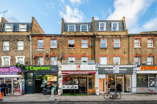 322 Burdett Road, Poplar, London, E14