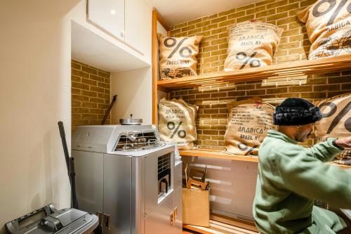 33 Broadway Market, London Fields, London, E8