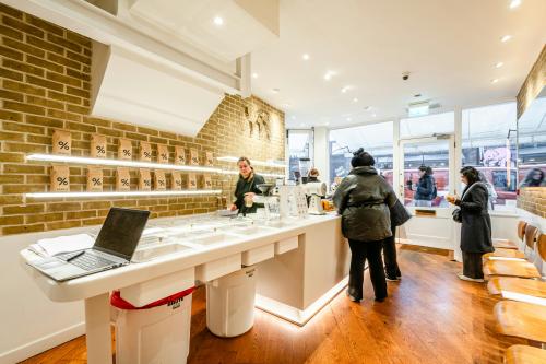 33 Broadway Market, London Fields, London, E8