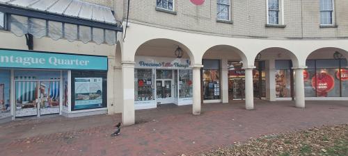 Unit 12, Montague Centre, Worthing, BN11
