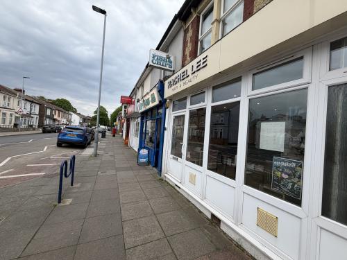 74 Locksway Road, Eastney, Southsea, PO4