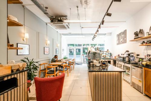 400 St. John Street, Angel, London, EC1V