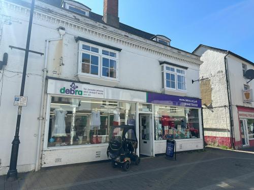 13-13a Queen Street, Haverhill, CB9