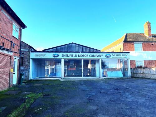 19 Hutton Road, Shenfield, Brentwood, CM15