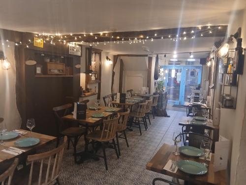 64 High Street, Brentwood, CM14