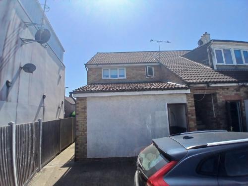 58 Station Road, West Horndon, Brentwood, CM13