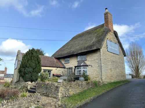 The Red Lion, 89 High Street, Yardley Hastings, Northampton, NN7