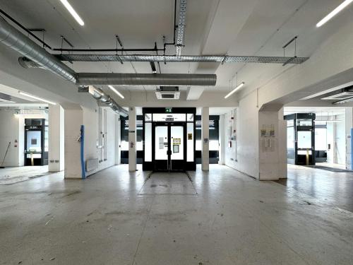 136-138 Finchley Road, South Hampstead, London, NW3