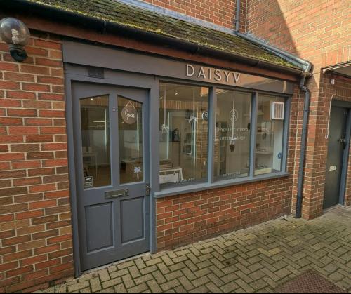 Potters Walk, Shop 2, 134 High Street, Royal Wootton Bassett, SN4