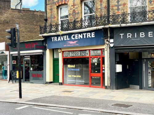 12 The Pavement, Clapham, London, SW4