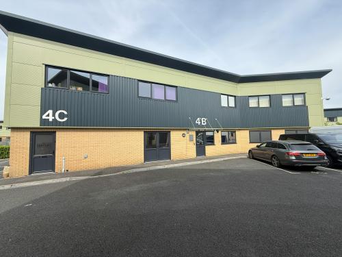 Unit 4B Ground Floor, Austin Park, Yeoman Road, Ringwood, BH24